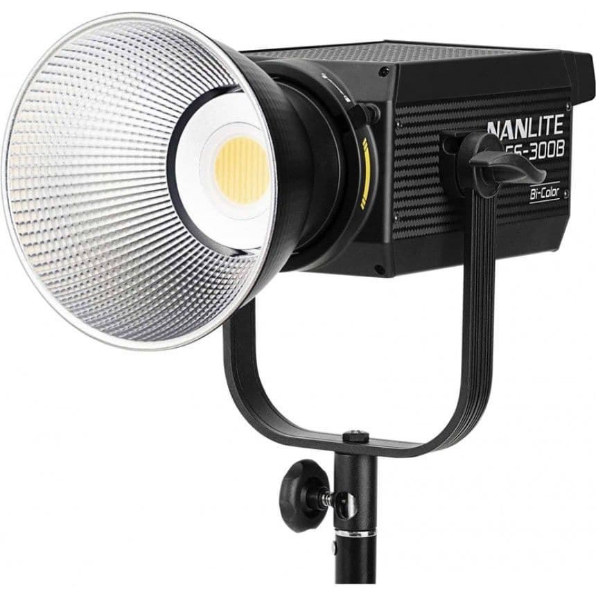 Светодиодный осветительный прибор Nanlite FS 300B