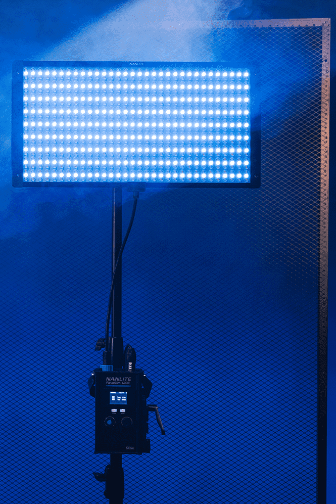 Светодиодная панель Nanlite PavoSlim 120C (RGB)